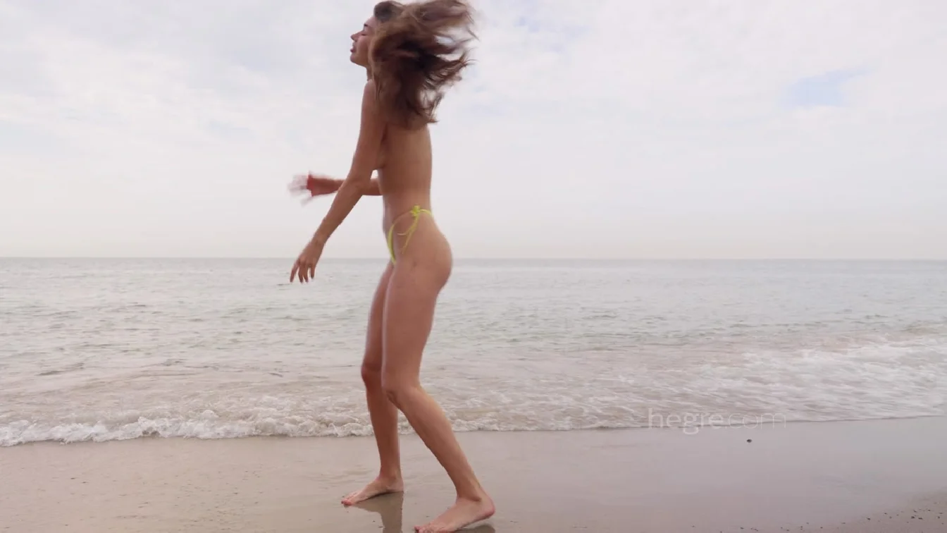 Hegre Anna L Naked Beach Shoot XXX